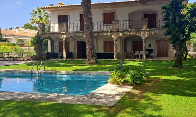 S'Agaro House | Luxury Beachside Villa with Pool, 100m from S’Agaró Beach