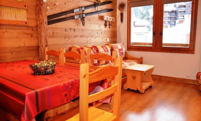 Les Avanchers-Valmorel Apartment | Luxury, comfortable and ideally located along slope