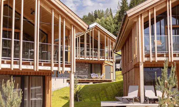 Haus im Ennstal Ski Chalet | Luxury chalet with pool and sauna by the ski lift