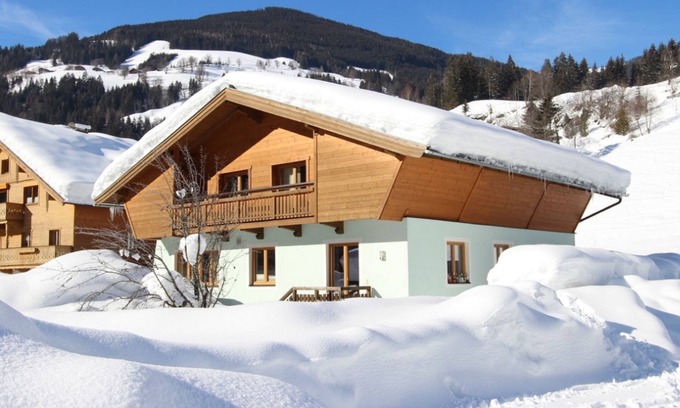 Viehhofen Ski Chalet | Luxury chalet with sauna and steam shower