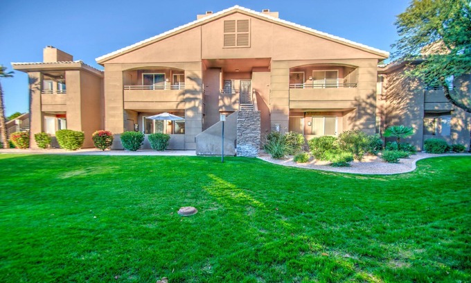 Paradise Valley Village Condo | Luxury condo in North Scottsdale, Kierland