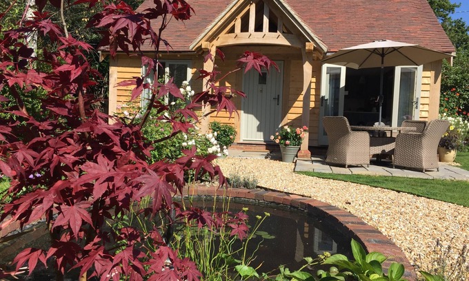 Pulborough Cottage | Luxury cottage sleeps 2 close to South Downs National park , coast and Goodwood