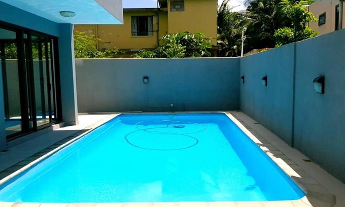Candos House | Luxury Couples Paradise*ensuite Jacuzzi and Pool