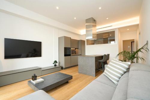 Milan Apartment | Luxury Design Loft - 20 minutes from DUOMO-NAVIGLI
