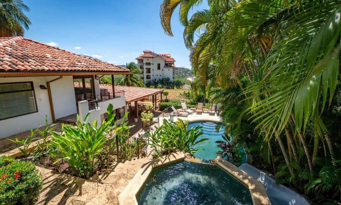 Playa Flamingo House | Luxury Flamingo home with ocean view sleeps 10 - walking distance from beach