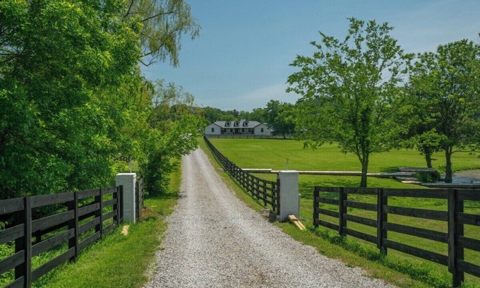 Kedron House | Luxury Franklin Farmhouse