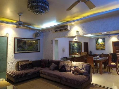 Gulshan Apartment | Luxury Furnished apartment 3400sq