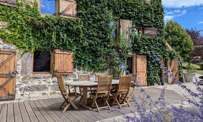 Rosieres Cottage | Luxury Gîte with Spa, Terrace, and Game Room in Scenic Blanlhac, Rosières