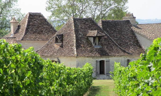 Boisse Cottage | Luxury gite for adult couples, peaceful, open views, large swimming pool
