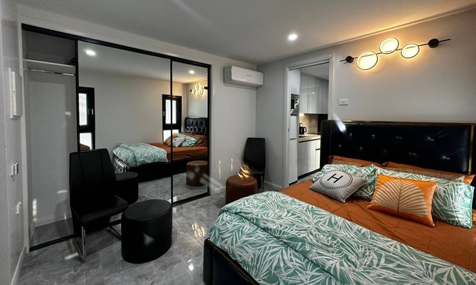 Holt Apartment | Luxury Guest Suite in Canberra Luxury Guest room ACT