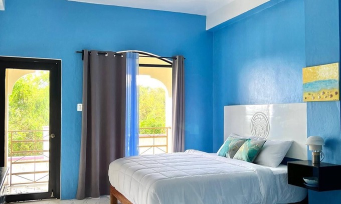 Port Antonio Hotel | Luxury Havens in the hills of Passley Gardens overlooking Port Antonio town.