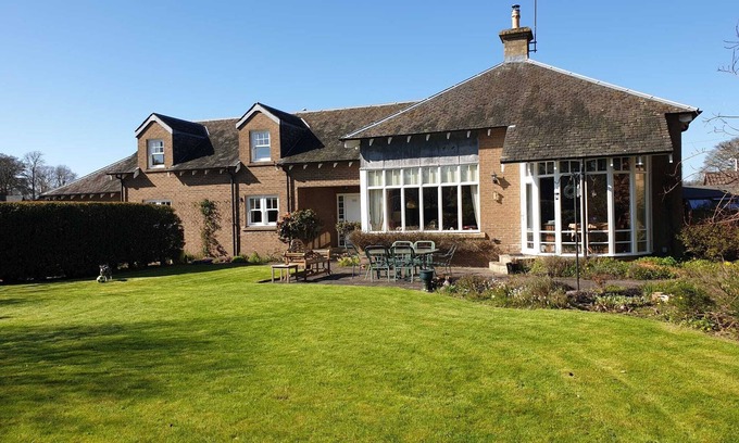 Cupar House | Luxury home for a golfing or family vacation near St Andrews.