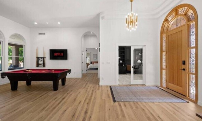 Mesa House | Luxury Home/Heated Pool/Theater/Putting Green AZnn