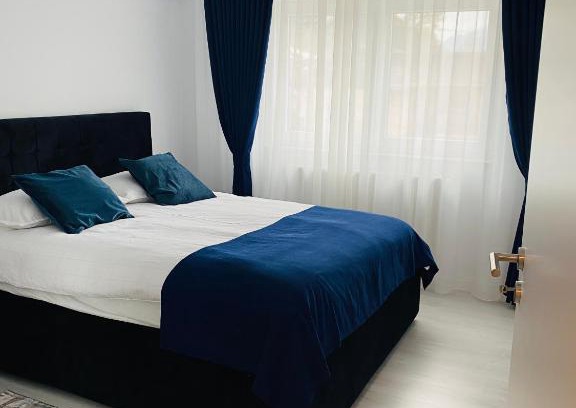 Campulung Moldovenesc Apartment | Luxury king