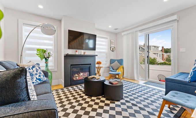 Watertown Condo | Luxury large house minutes to Cambridge and Boston
