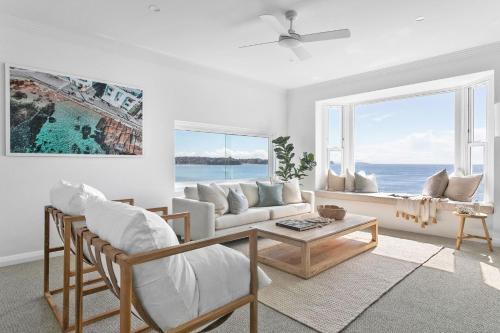 Manly Apartment | Luxury Manly Oceanfront Getaway