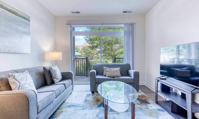 North Waltham Apartment | Luxury Modern Apt with Patio