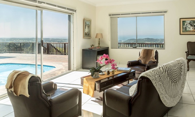 Hibiscus Coast Other | Luxury Modern Farm House B&B -Golf, Farm Tour, mountain biking, Fishing, Beach