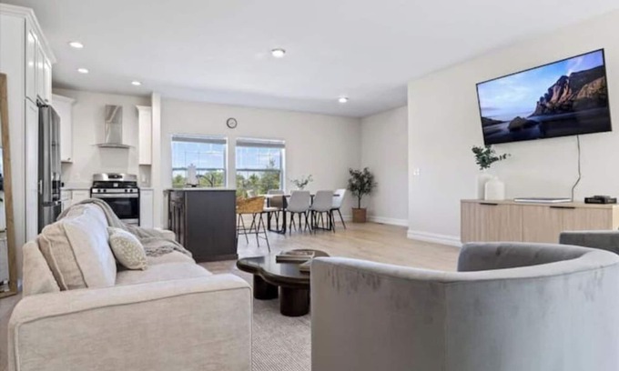 Bryant Pattengill West Condo | Luxury Modern Home In The Heart Of Ann Arbor