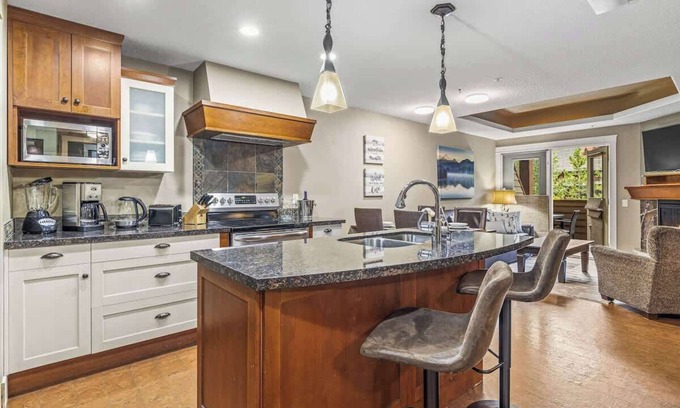 Cougar Creek Condo | Luxury Mt. Retreat DT Canmore