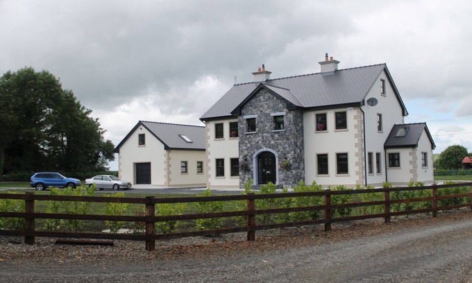 Killadysert House | Luxury newly built holiday rental on the West Coast of Ireland