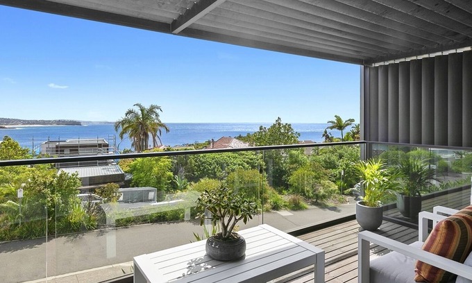 Manly House | Luxury Oasis with Incredible Ocean Views and Pool in Manly