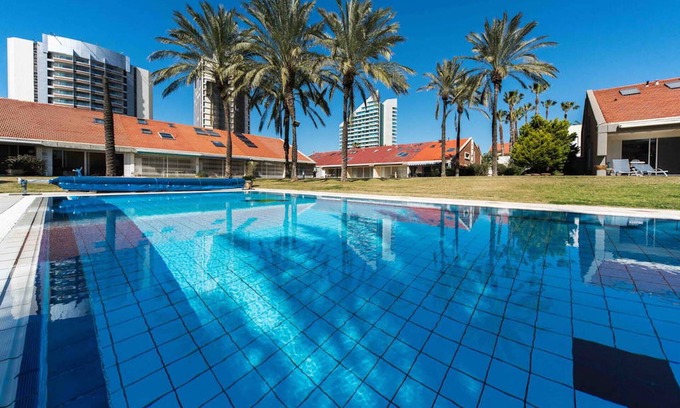 Herzliya Pituach Villa | Luxury Ocean Villa with Heated Pool