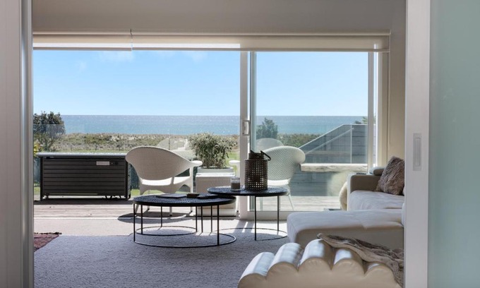 Papamoa Beach Villa | Luxury Ocean Villa in Papamoa