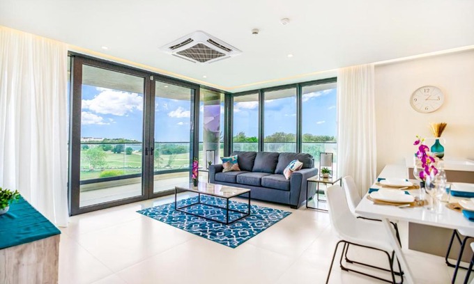 Maho Apartment | Luxury Oceanview 1BR on beach