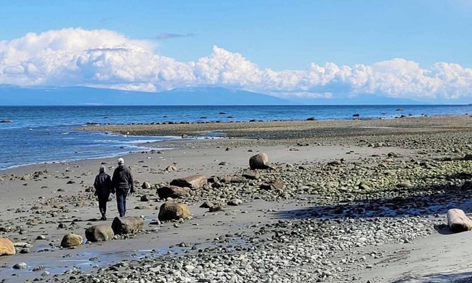 Regional District of Nanaimo Condo | Luxury Oceanview Villa in the Heart of Qualicum Beach | Walk to Beach | Golf
