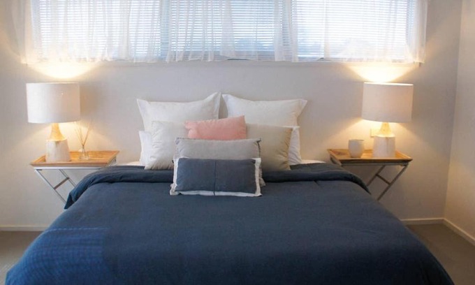 Echuca House | Luxury on Eyre CBD Golf Course Family