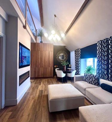 Penarth Apartment | Luxury Penarth Loft - Near Cardiff