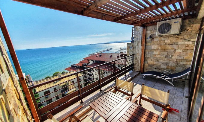 Sveti Vlas Apartment | Luxury Penthouse Apartment with Panoramic Sea Views