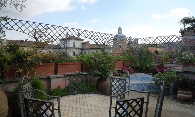 Rione VII Regola Apartment | luxury penthouse in the heart of Rome with two terrific terraces on the domes