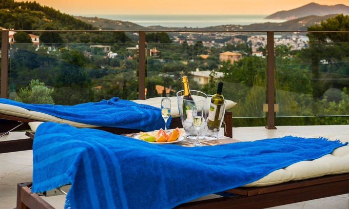 Katsarou Villa | Luxury private "Villa Hermes" with large pool and stunning views