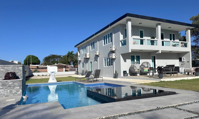 Puerto Nuevo House | Luxury Private Villa with Pool, Basketball Court & 6 Bedrooms – Sleeps 14!