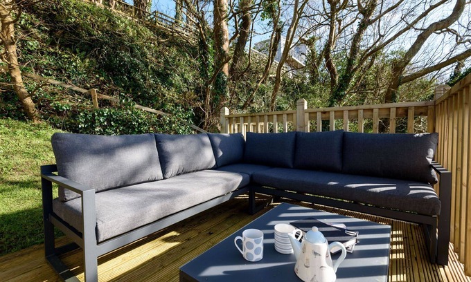 Looe House | Luxury property for four with fabulous views