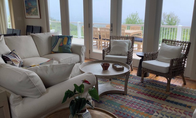 Block Island House | Luxury Rental Home. Central Air and Unparalleled Ocean Views, Newly Renovated