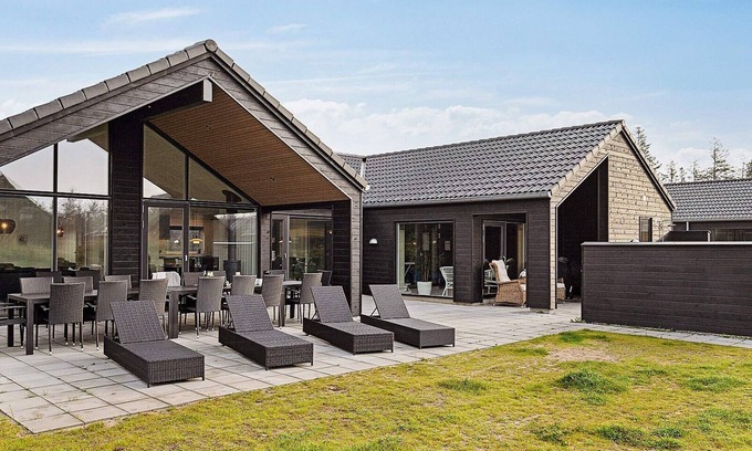 Kongsmark House | Luxury Retreat with Pool - By Traum Ferienwohnungen
