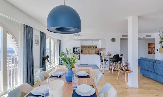 La Joliette Apartment | Luxury, sea view and parking