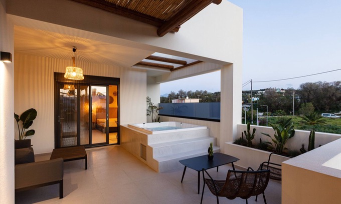 Adelianos Kampos Apartment | Luxury Seaside Apartment with Private Hot tub - 10km from Rethymno City Center