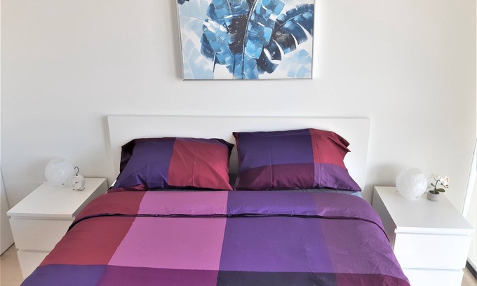 Downtown Winnipeg Condo | Luxury skyline entire condo in downtown with FREE 24/7 parking