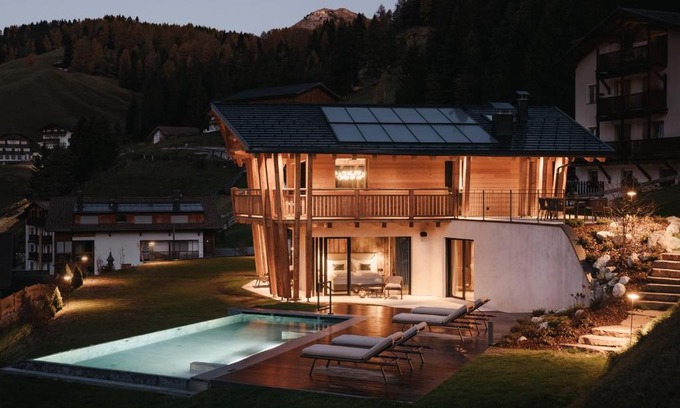 Daunei Ski Chalet | Luxury Spa Chalet Lum d'Or