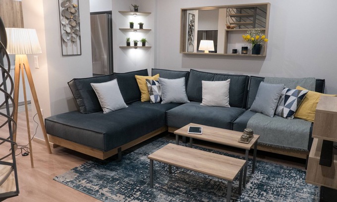 Dafni House | Luxury, Spacious, Cozy House, 5 mins walk to metro
