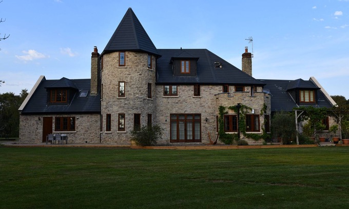 Bilting House | Luxury, Spacious French styled Chateau nestled in Challock, near Ashford, Kent