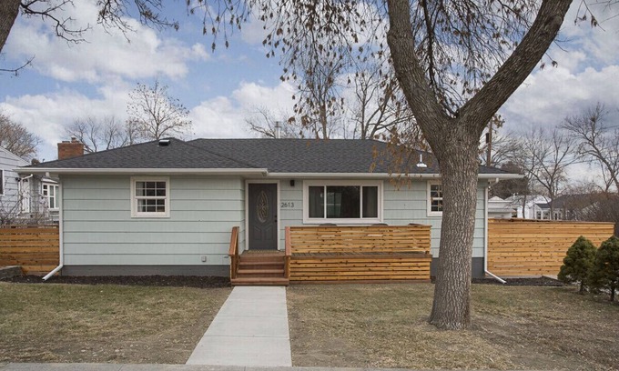 Billings House | Luxury & Style. Perfect Location w/4 Beds and 2 Bath