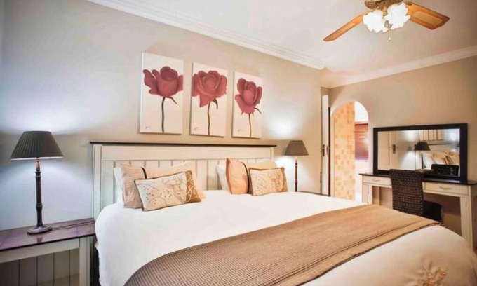 Centurion Apartment | Luxury Suite No Loadsheding