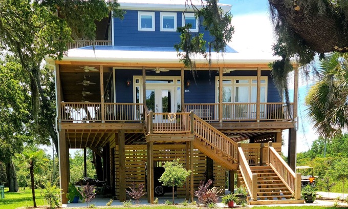 Pass Christian Apartment | Luxury Suite Apartment at the Beach