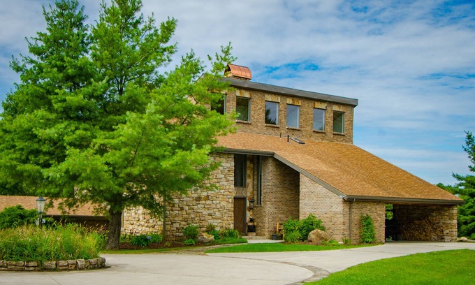 Farmington House | Luxury Vacation Home on the Golf Course at Nemacolin Woodlands Resort