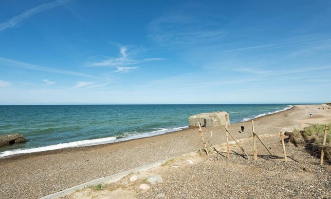 Lild Strand House | Luxury vacation house - direct access to the beach and swimming pool.